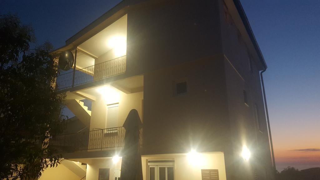 Apartments Diva Добра-Вода Экстерьер фото